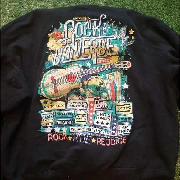 Womens Universal Orlando Rock The Universe 2020 Size Large - Picture 2 of 2